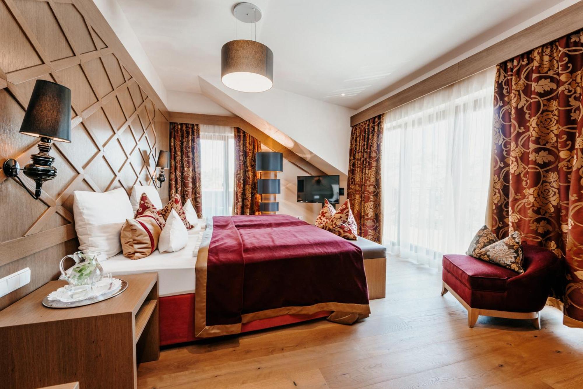 Der Eisvogel - Wellness- & Genusshotel บัดเกิกกิง ภายนอก รูปภาพ