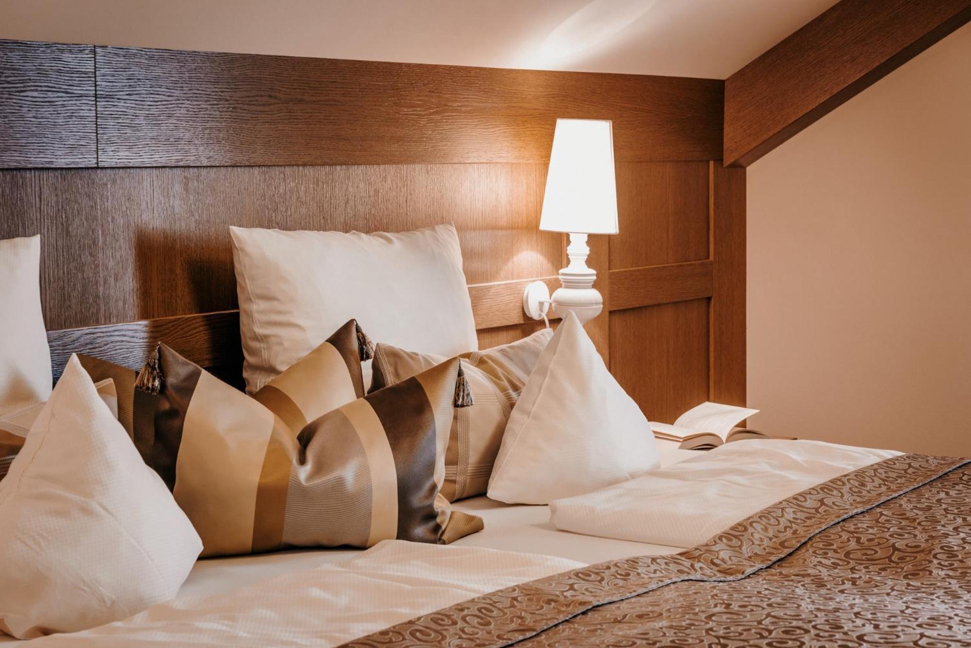 Der Eisvogel - Wellness- & Genusshotel บัดเกิกกิง ภายนอก รูปภาพ